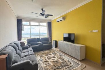 Sri Samudera Seaview Residence Suites
