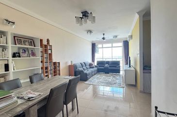 Sri Samudera Seaview Residence Suites