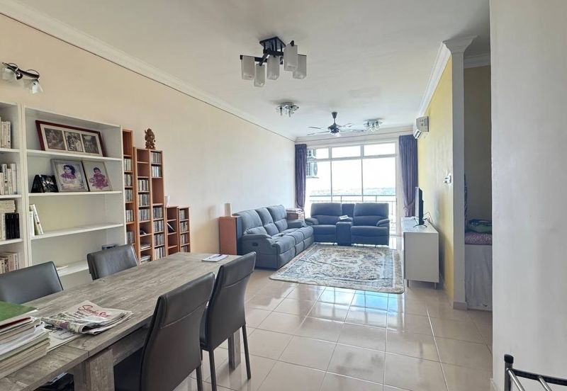 Sri Samudera Seaview Residence Suites