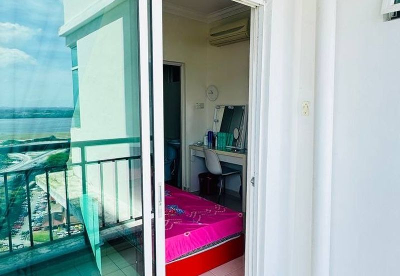 Sri Samudera Seaview Residence Suites