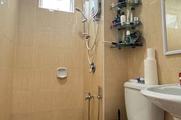 Sri Samudera Seaview Residence Suites