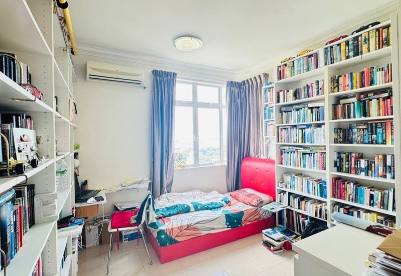 Sri Samudera Seaview Residence Suites