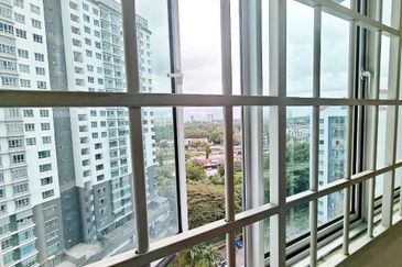 Bistari Impian Apartment @ Larkin