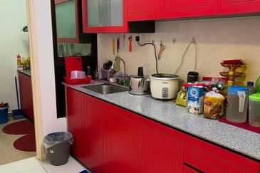 D'Summit Residences @ Kempas Utama