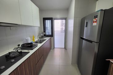 Seasons Luxury Apartments @ Amara Larkin