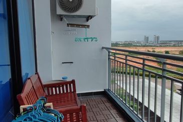 Seri Austin Luxury Apartment