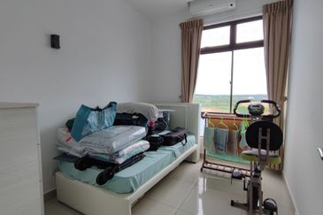 Seri Austin Luxury Apartment