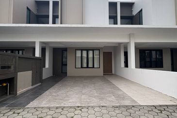 Sunway Citrine Lakehomes