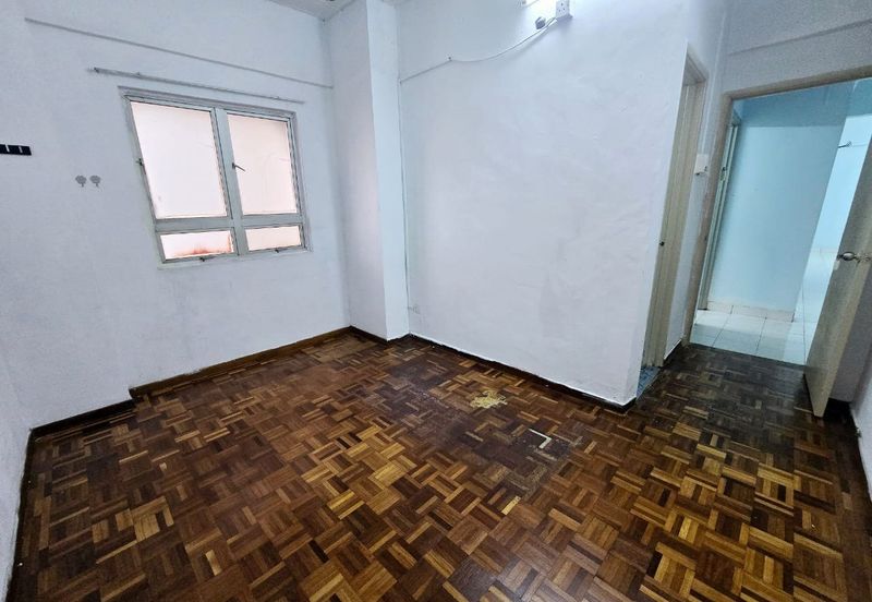 Dwi Mahkota Condominium