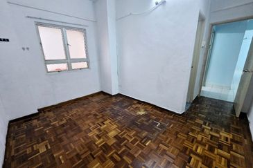 Dwi Mahkota Condominium