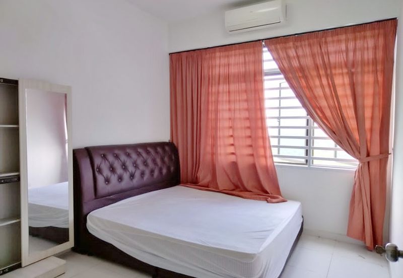 Sky Gardens Residences