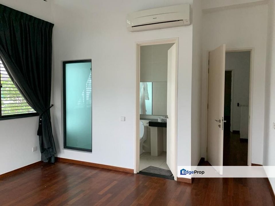 double storey cluster@ featherstone, Johor, 