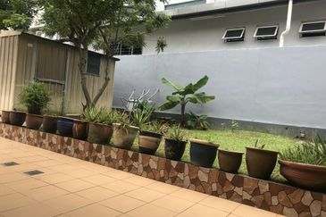 Section 4 Petaling Jaya Bungalow For Sale