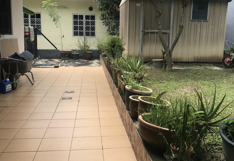 Section 4 Petaling Jaya Bungalow For Sale