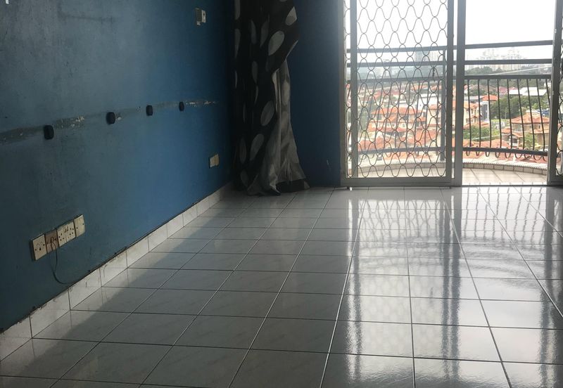 Pangsapuri Bukit Awansari (OG Court)