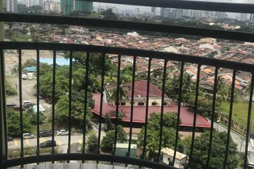 Pangsapuri Bukit Awansari (OG Court)