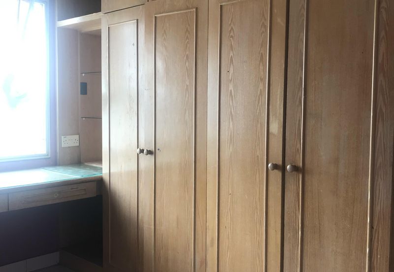 Pangsapuri Bukit Awansari (OG Court)