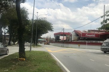 Section 4 Petaling Jaya Bungalow For Sale