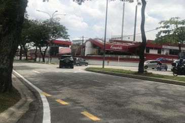 Section 4 Petaling Jaya Bungalow For Sale