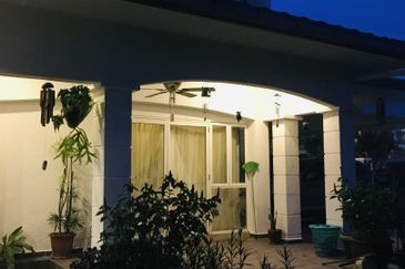 Tropicana Golf & Country Resort