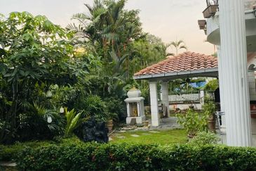 Tropicana Golf & Country Resort