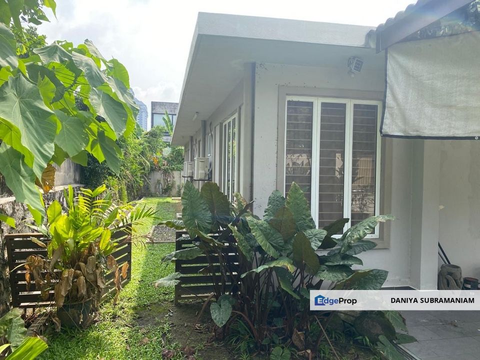 Seksyen 17 section single storey semi d bungalow , Selangor, Petaling Jaya