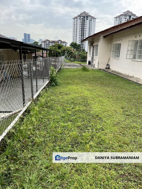 Section 12 Petaling Jaya Single Storey Bungalow For Sale, Selangor, Petaling Jaya