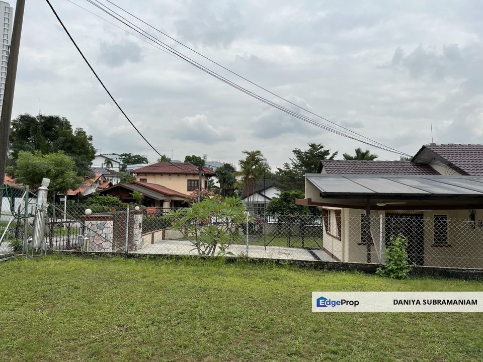 Section 12 Petaling Jaya Single Storey Bungalow For Sale, Selangor, Petaling Jaya