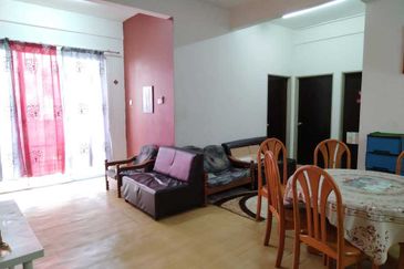 Taman Bukit Inai Apartment