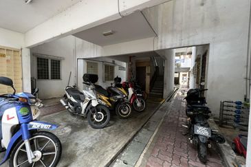 Pangsapuri Seri Saujana