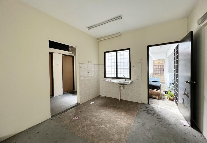 Pangsapuri Seri Saujana