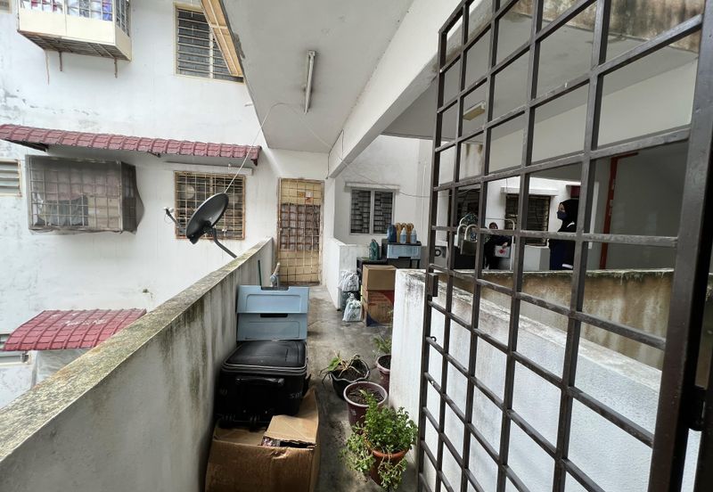 Pangsapuri Seri Saujana