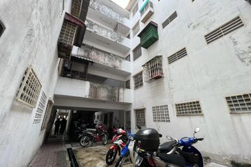 Pangsapuri Seri Saujana