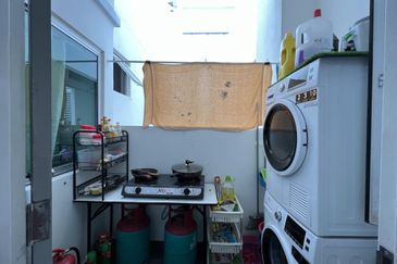 Savanna Executive Suites @ Southville City