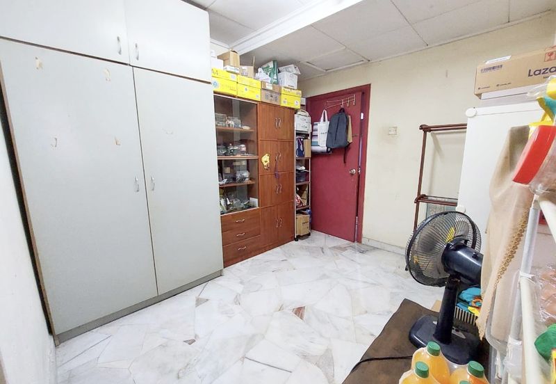 Jalan Suasana, Bandar Tun Hussein Onn