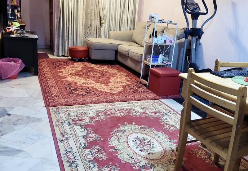 Jalan Suasana, Bandar Tun Hussein Onn