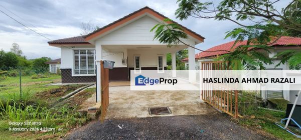 Corner Unit Mahkots Hill Lenggeng , Negeri Sembilan, Lenggeng
