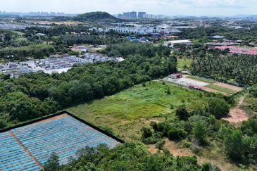 Tanah Pertanian Beranang Tengah