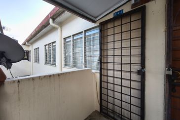 Pangsapuri Seri Dahlia