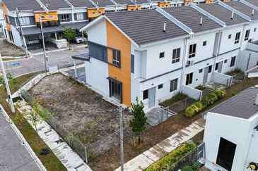 Ritma Perdana Townhouse @ LBS Alam Perdana