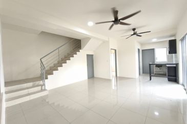 Ritma Perdana Townhouse @ LBS Alam Perdana