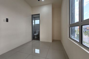 Ritma Perdana Townhouse @ LBS Alam Perdana