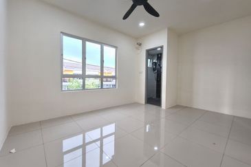 Ritma Perdana Townhouse @ LBS Alam Perdana