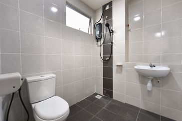 Ritma Perdana Townhouse @ LBS Alam Perdana