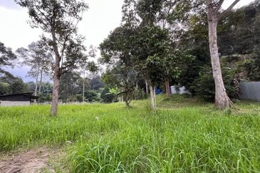 Kampung Sungai Lui