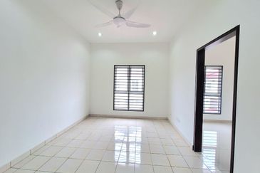 Taman jenderam Damai