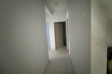 D'Camelia Court Nilai Impian