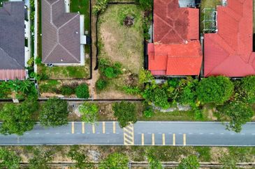 Persiaran Tasik Senangin 1
