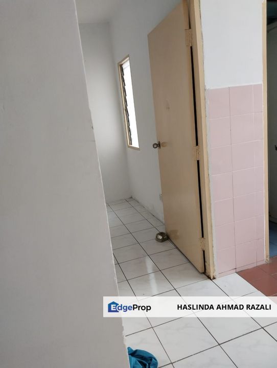 Pangsapuri Baiduri Bandar Tasik Kesuma For Sale, Selangor, Beranang