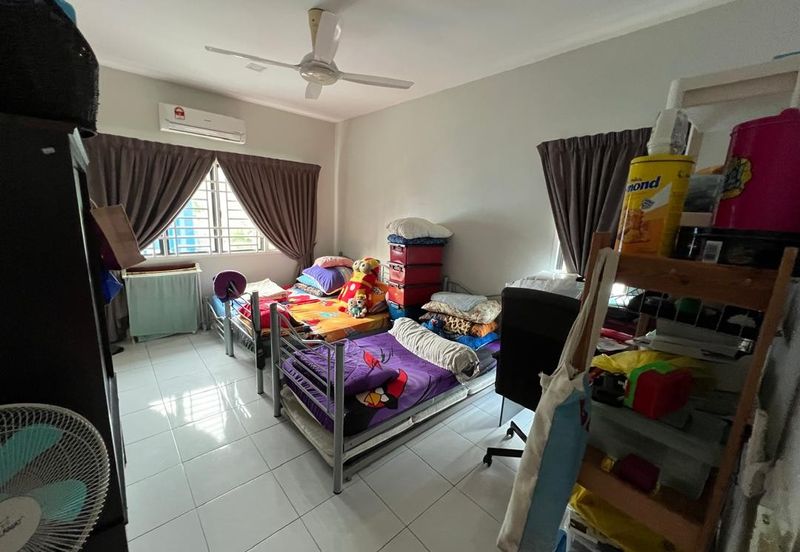 Laman Delfina @ Nilai Impian